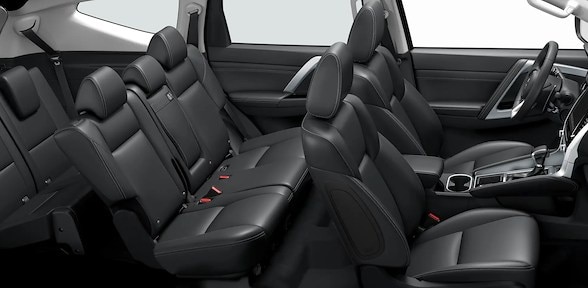 3 FILAS DE ASIENTOS PARA TRANSPORTAR HASTA 7 PASAJEROS