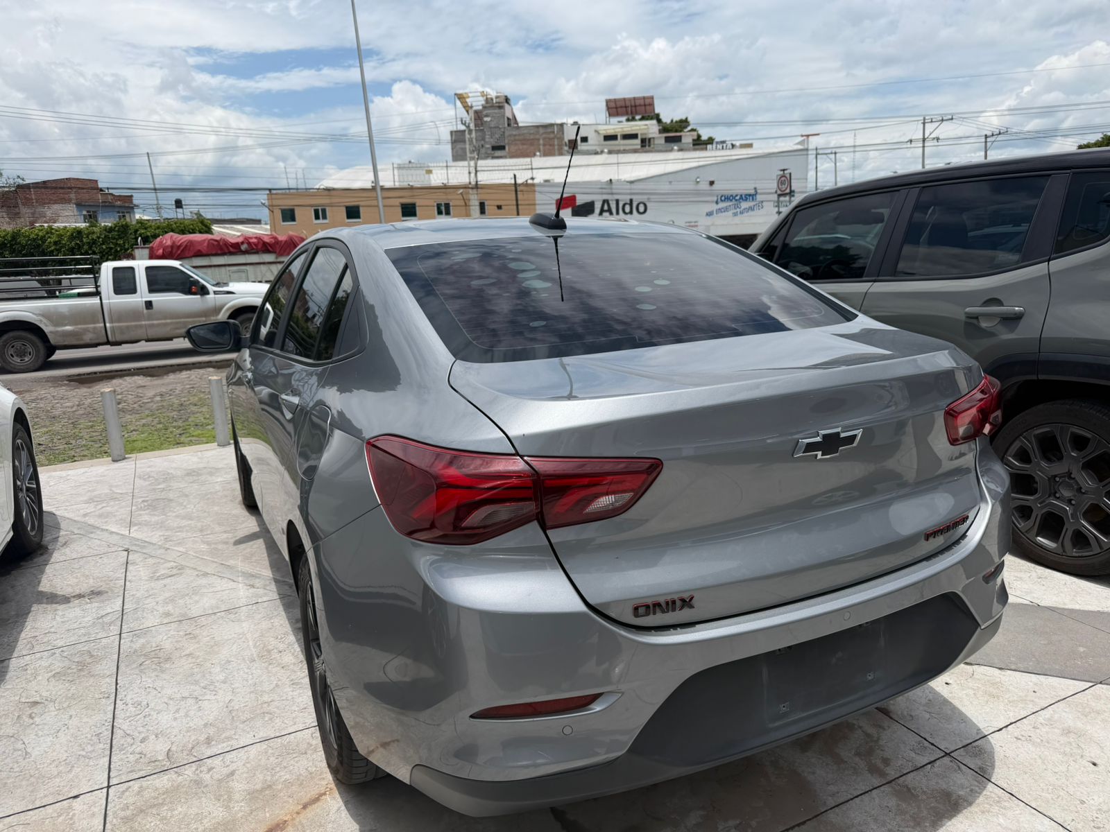 2021 CHEVROLET Onix 4 pts. Premier L, 1.2T, TA, a/ac. Aut., VE, BA, f. led, c?mara reversa, RA-16