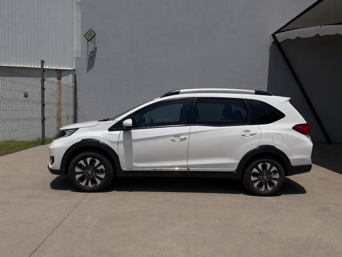 2020 HONDA BR-V 5 pts. Prime, 1.5l, TA, a/ac. Aut., f. niebla, RA-16