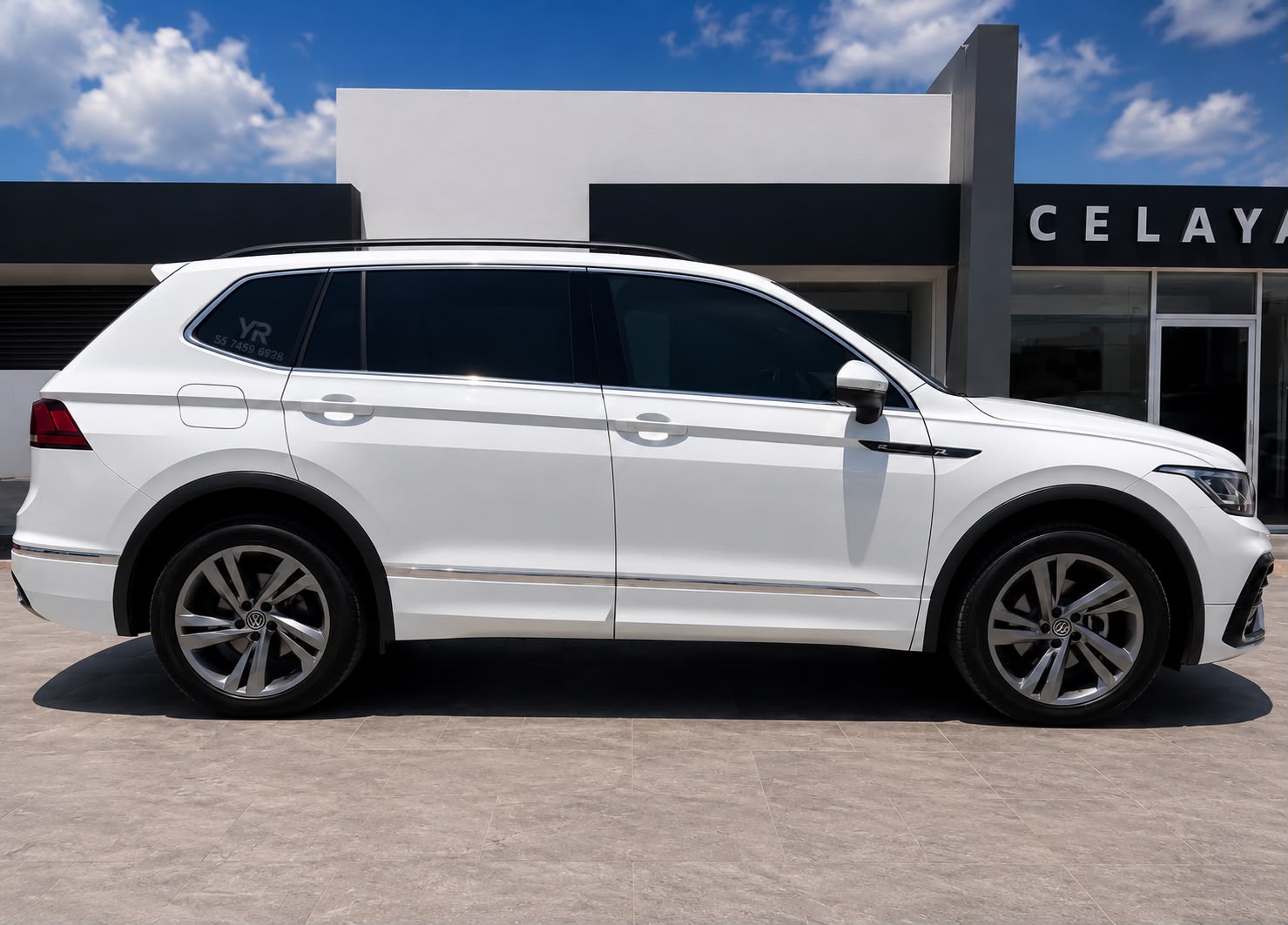 2024 VOLKSWAGEN Tiguan 5 pts. R-Line, 1.4T, DSG, piel, QCP, f. led, RA-19