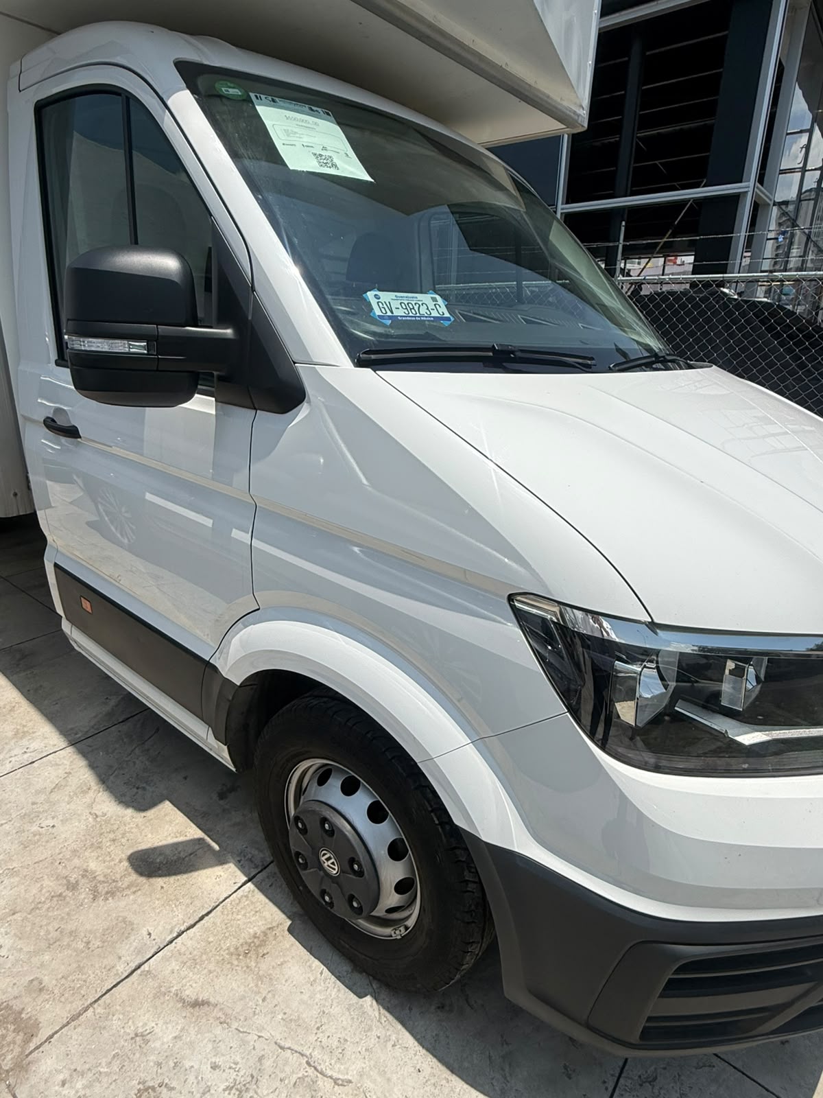 2023 VOLKSWAGEN COMERCIALES Crafter 2 pts. Chas. Cab., TM6, R-16