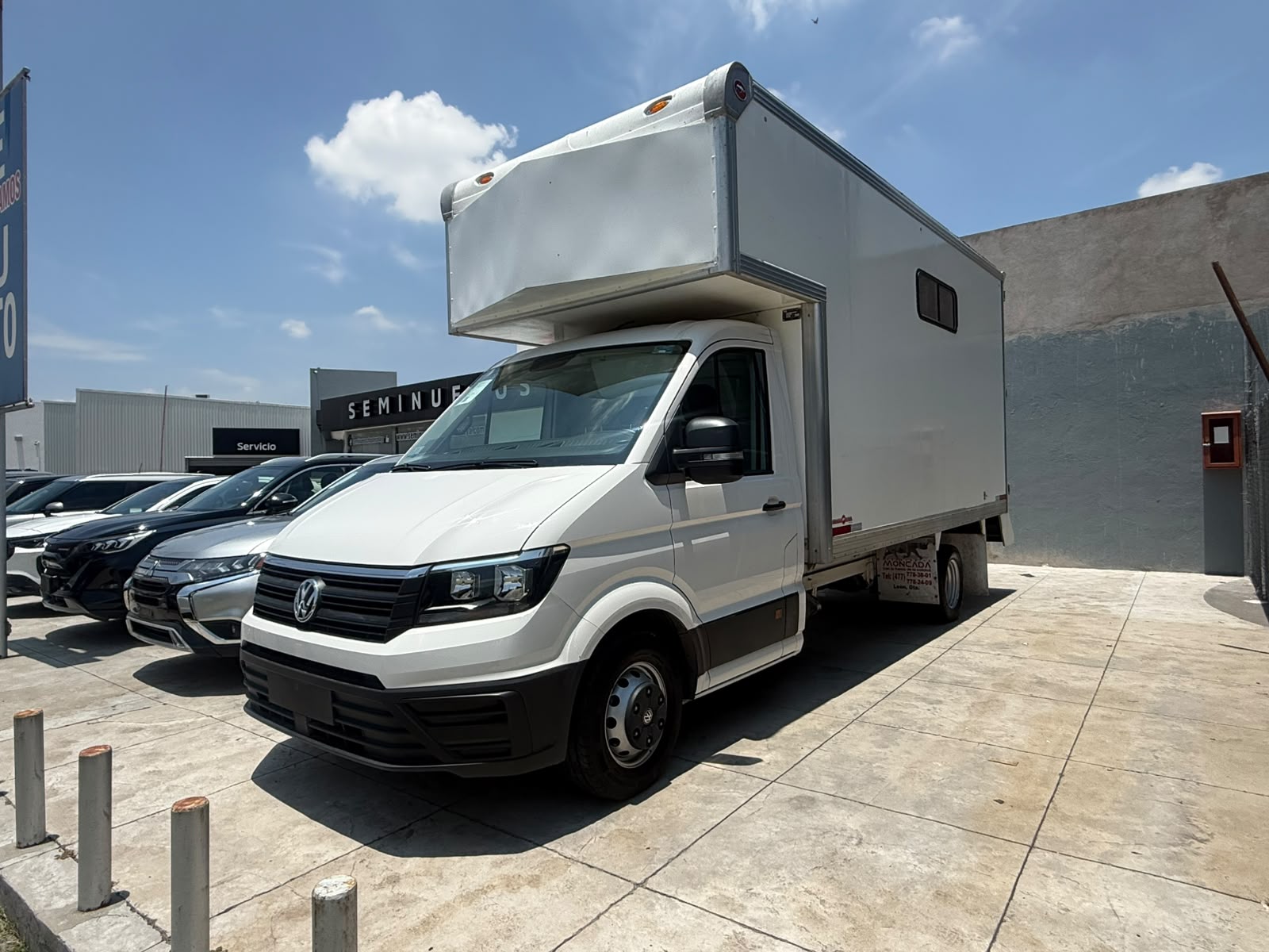 2023 VOLKSWAGEN COMERCIALES Crafter 2 pts. Chas. Cab., TM6, R-16