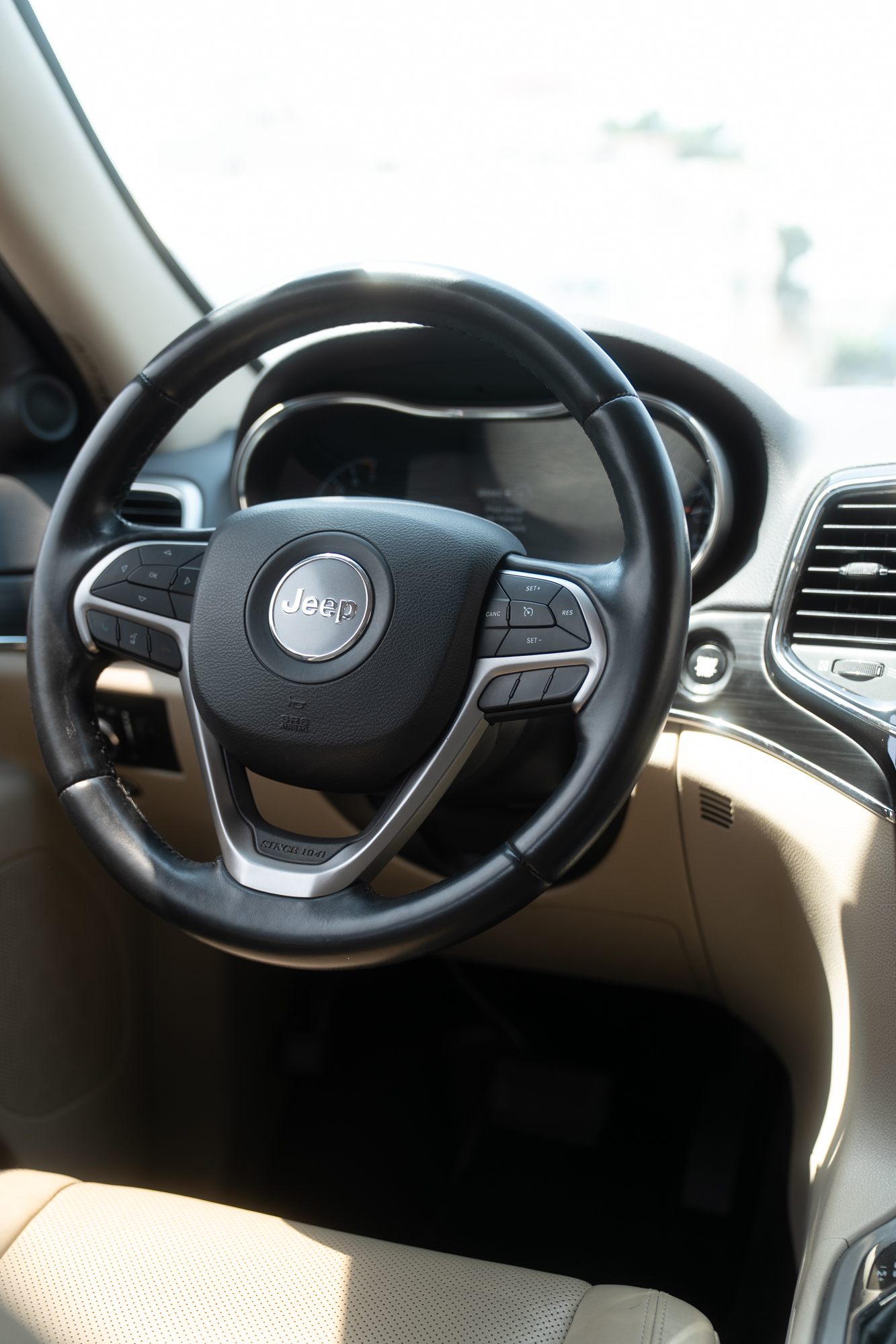 2021 JEEP Grand Cherokee 5 pts. Limited Lujo, V6, 3.6l, TA, piel, QC, GPS, f. bixen?n, RA-20