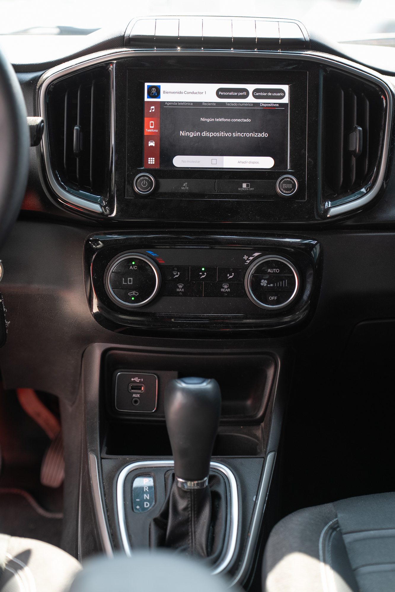 2024 DODGE COMERCIALES Ram 700 Pick-Up 4 pts. Laramie, Doble Cab., CVT, a/ac., f. niebla, f. led, RA-15
