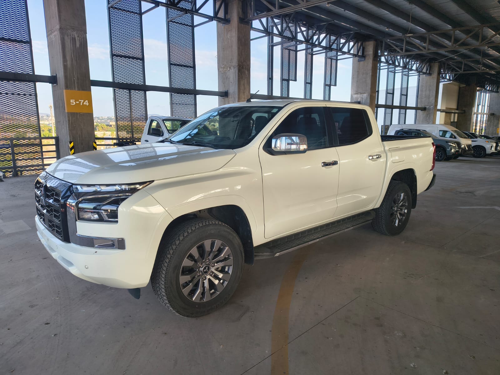 2025 Mitsubishi Comerciales L200 Pick-Up