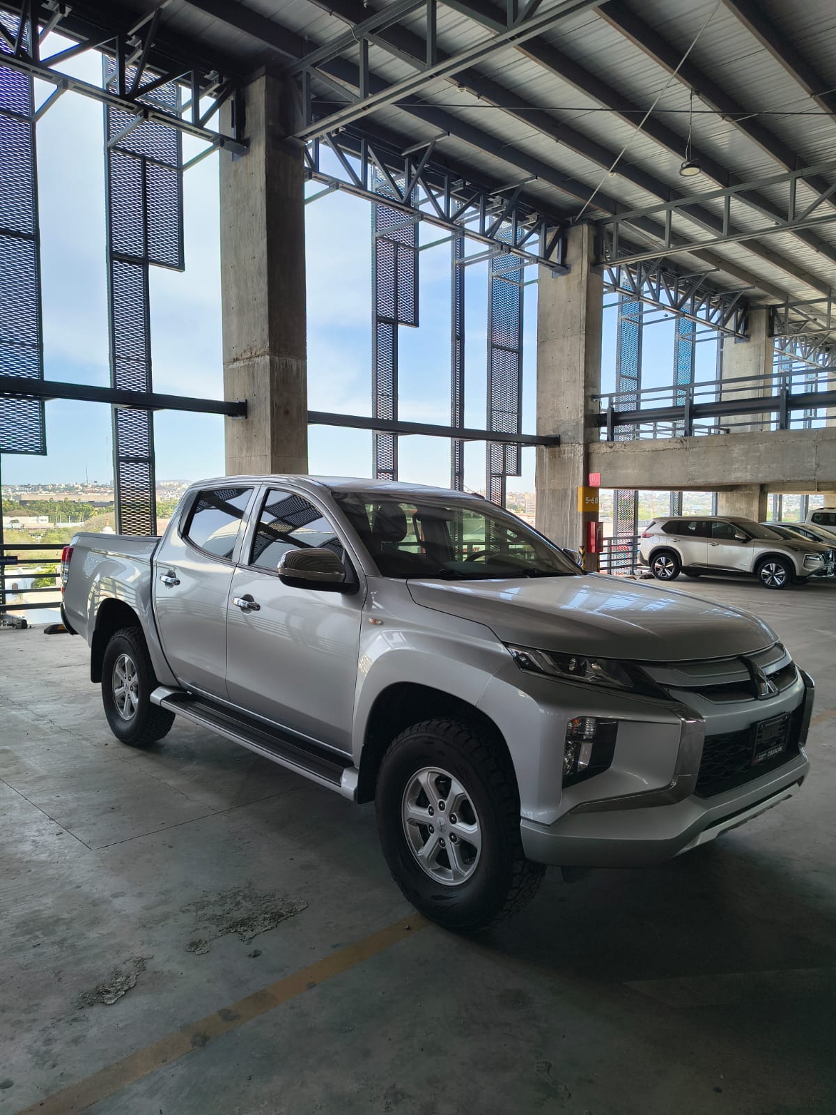 2022 Mitsubishi Comerciales L200 Pick-Up
