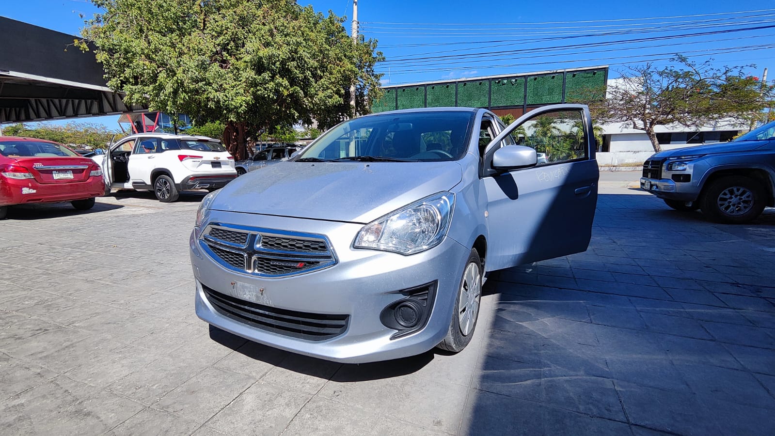 2024 DODGE Attitude 4 pts. SE, 1.2l, TM5, a/ac., VE del., R-14