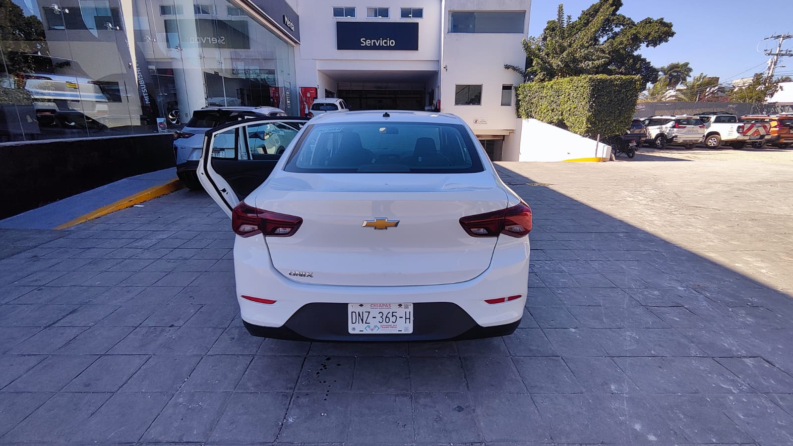 2024 CHEVROLET Onix 4 pts. LS, 1.0T, TA, a/ac., BA, R-15