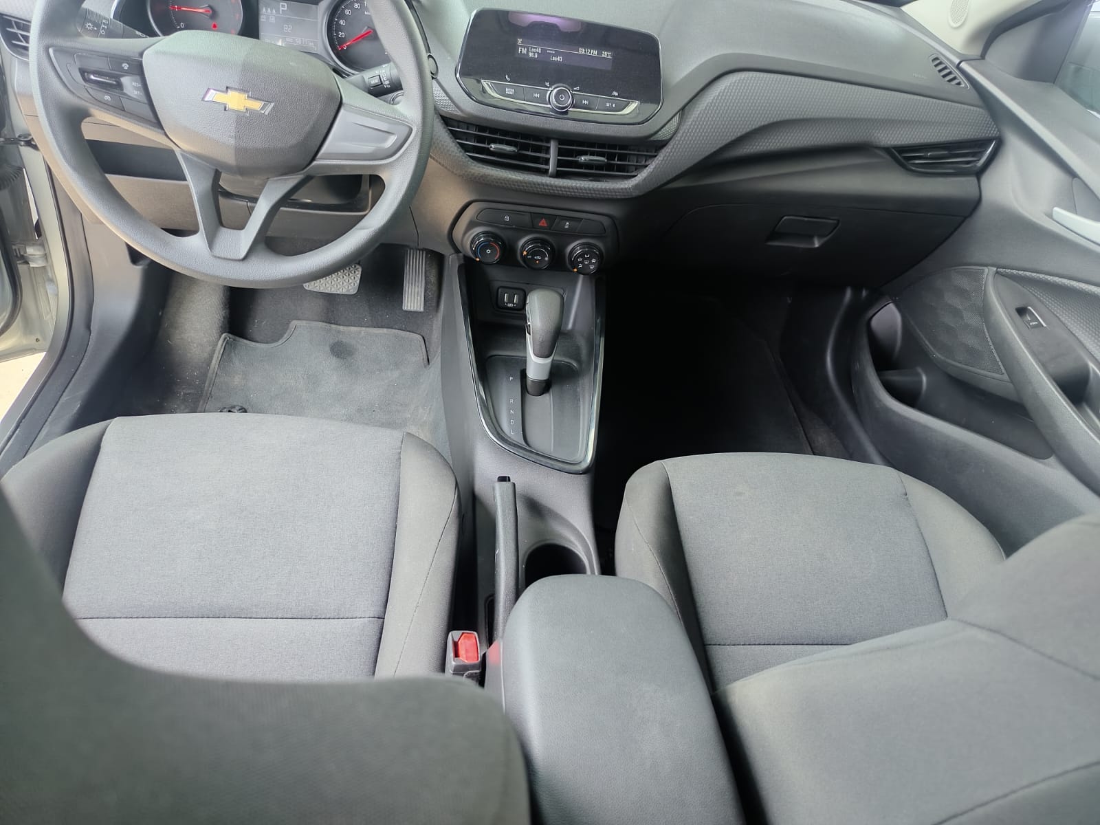 2024 CHEVROLET Onix 4 pts. LS, 1.0T, TA, a/ac., BA, R-15
