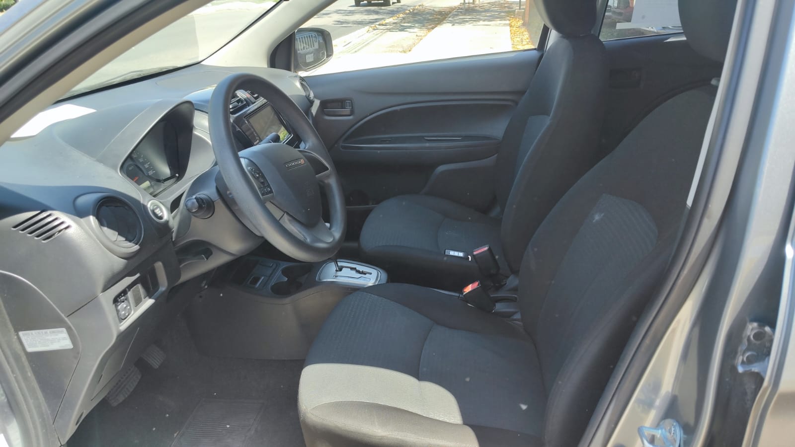 2024 DODGE Attitude 4 pts. SE, 1.2l, TM5, a/ac., VE del., R-14