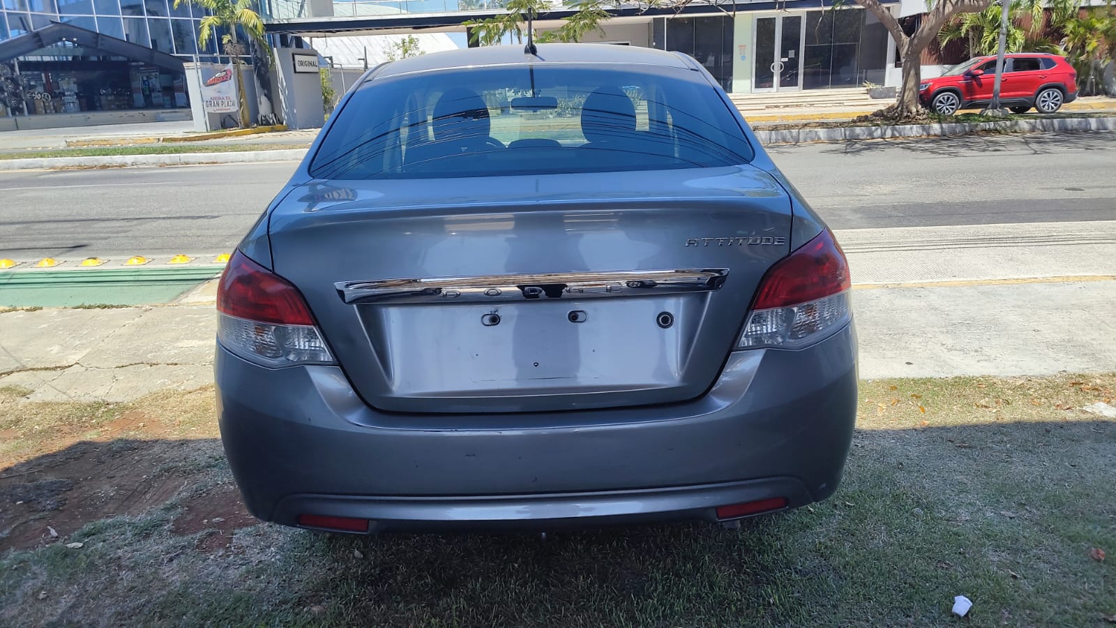 2024 DODGE Attitude 4 pts. SE, 1.2l, TM5, a/ac., VE del., R-14