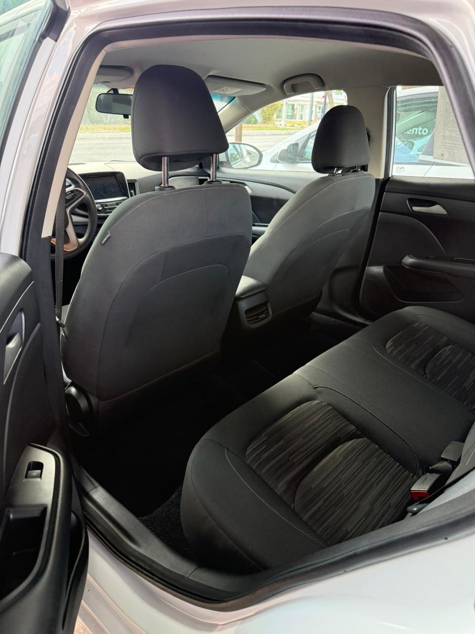 2023 CHEVROLET Cavalier 4 pts. LT, 1.3T, TA, a/ac., VE, piel, QC, RA-16