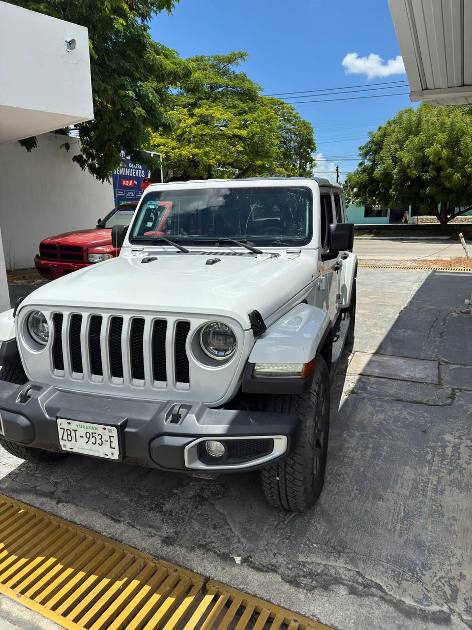 2024 JEEP Wrangler 4x4 4 pts. Unlimited Sahara, MHEV, 2.0T, TA, piel, f. led, RA-18