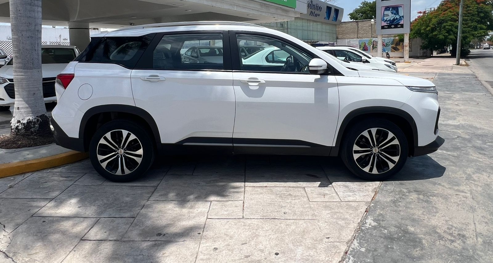 2024 CHEVROLET Captiva 5 pts. LT, 1.5T, TA, a/ac., 5 pas., RA-18