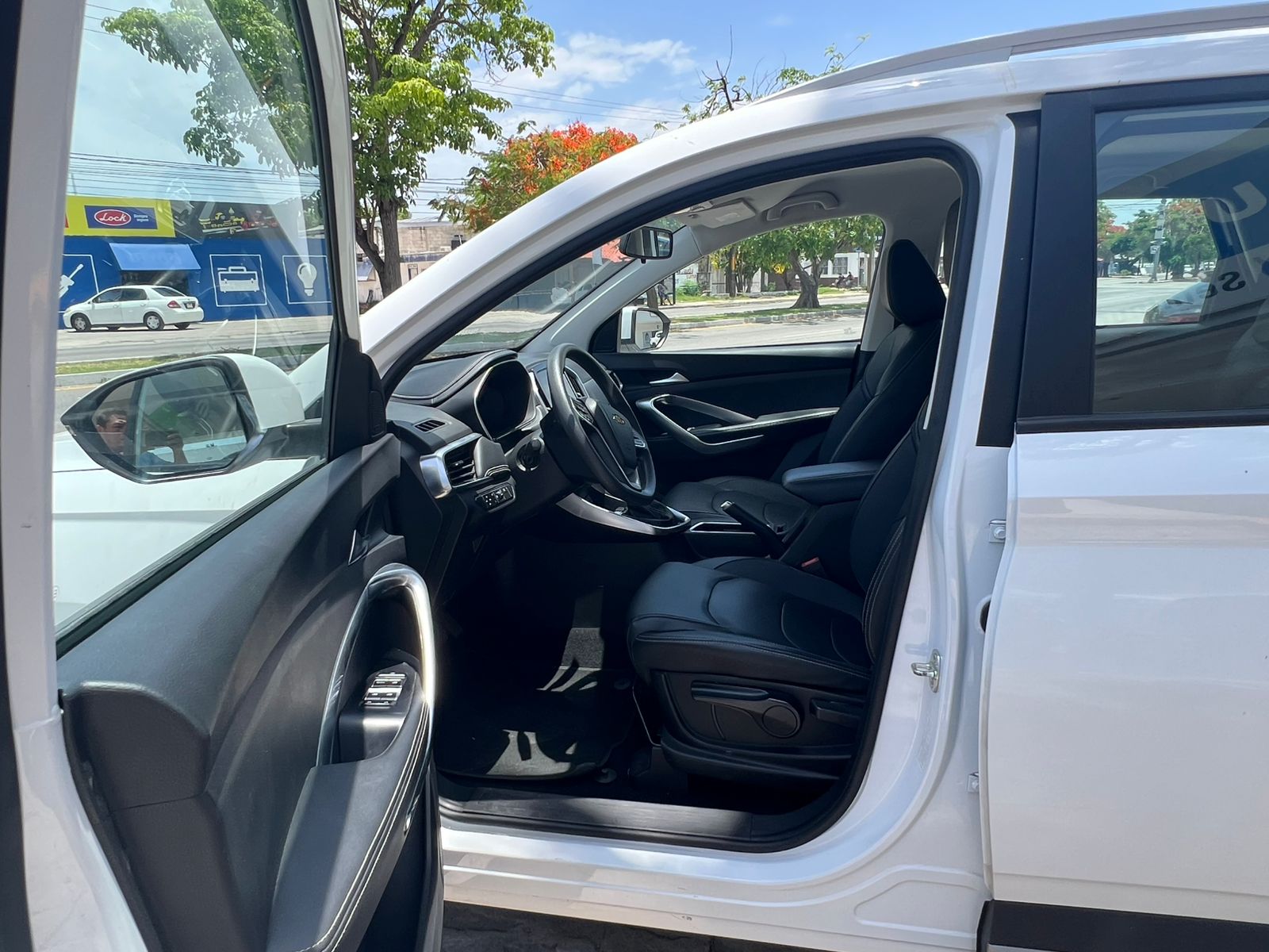 2024 CHEVROLET Captiva 5 pts. LT, 1.5T, TA, a/ac., 5 pas., RA-18