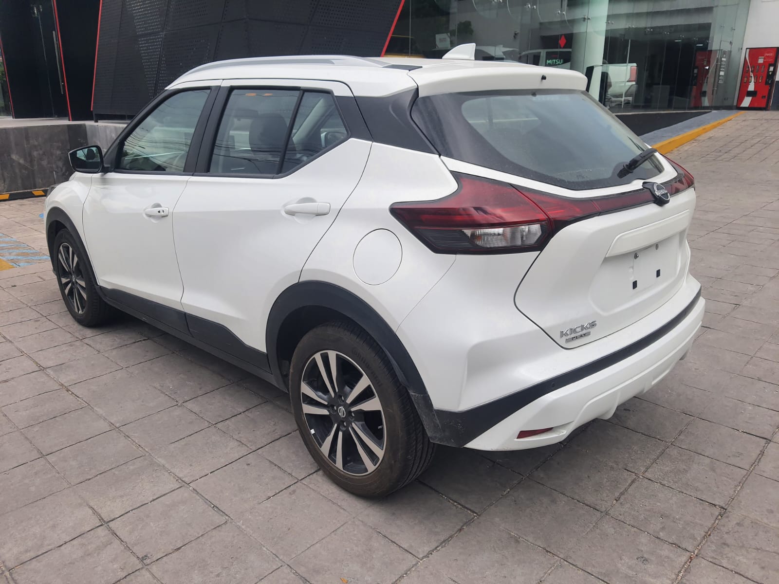 2024 NISSAN Kicks 5 pts. Advance, 1.6l, TM5, a/ac., VE, RA-16
