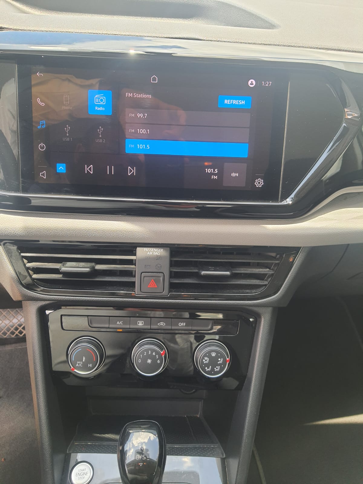 2024 VOLKSWAGEN Taos 5 pts. Trendline, 150 HP, 1.4T, TA, RA-17