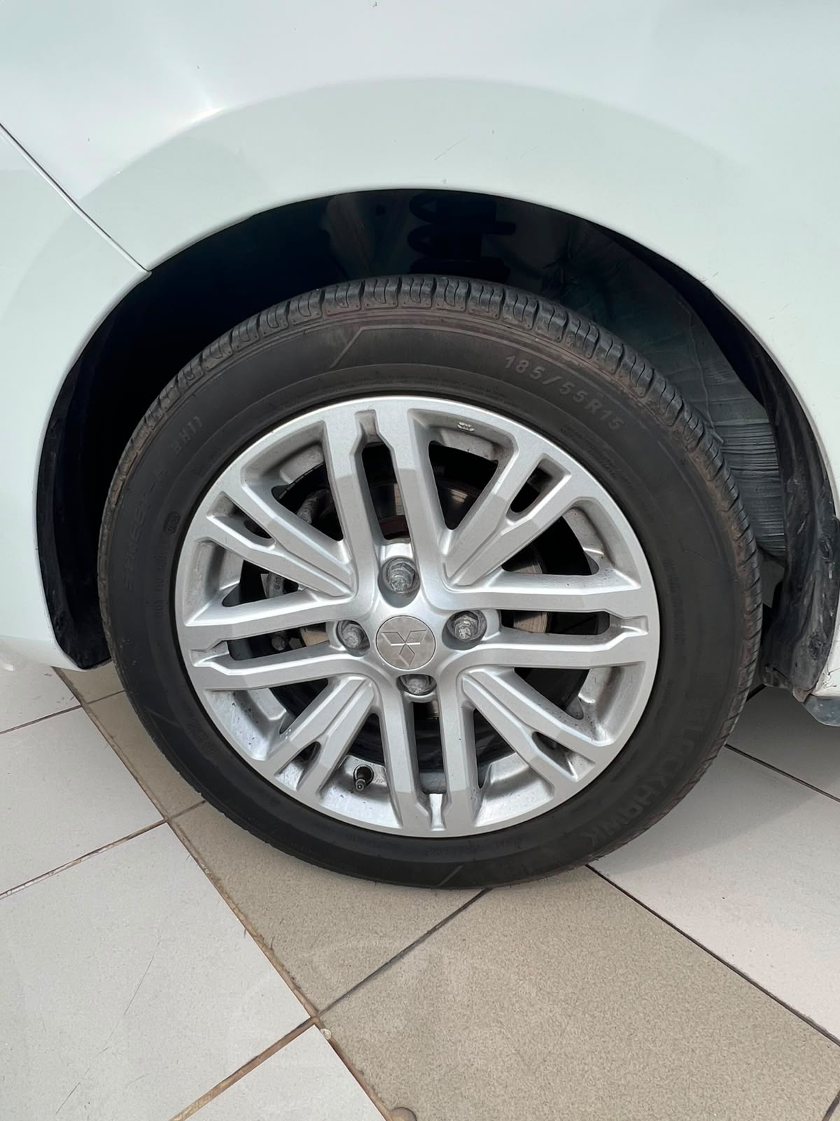 2024 MITSUBISHI Mirage 4 pts. G4 GLS, TM5, climatronic, VE, f. niebla, RA-15