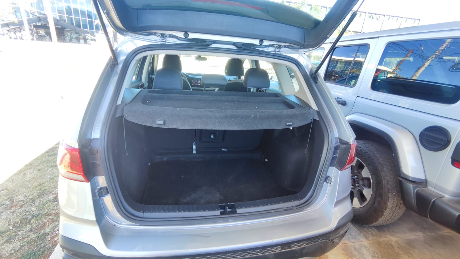 2024 VOLKSWAGEN Taos 5 pts. Trendline, 150 HP, 1.4T, TA, RA-17