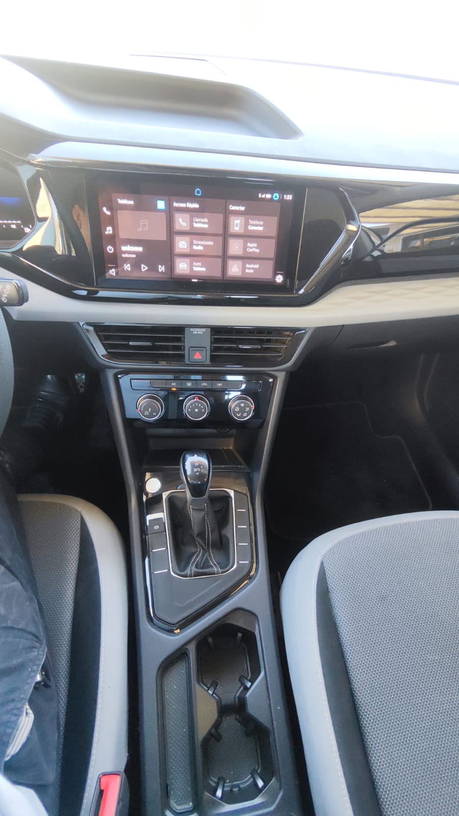 2024 VOLKSWAGEN Taos 5 pts. Trendline, 150 HP, 1.4T, TA, RA-17