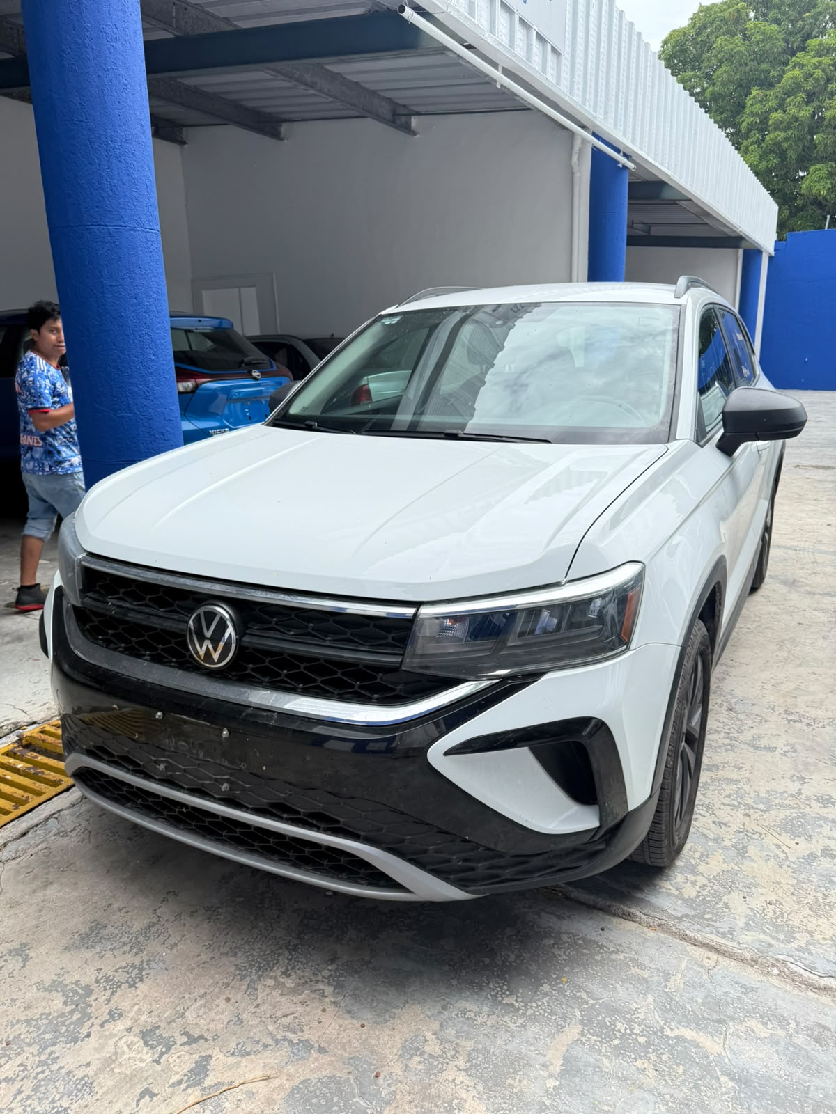 2024 VOLKSWAGEN Taos 5 pts. Trendline, 150 HP, 1.4T, TA, RA-17