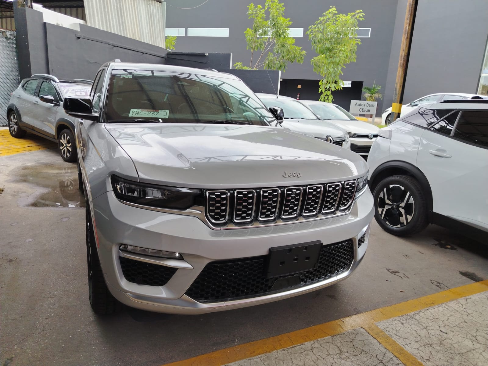 2025 JEEP Grand Cherokee 5 pts. Summit Reserve, 3.6l, TA, piel premium, RA-21, 4x4