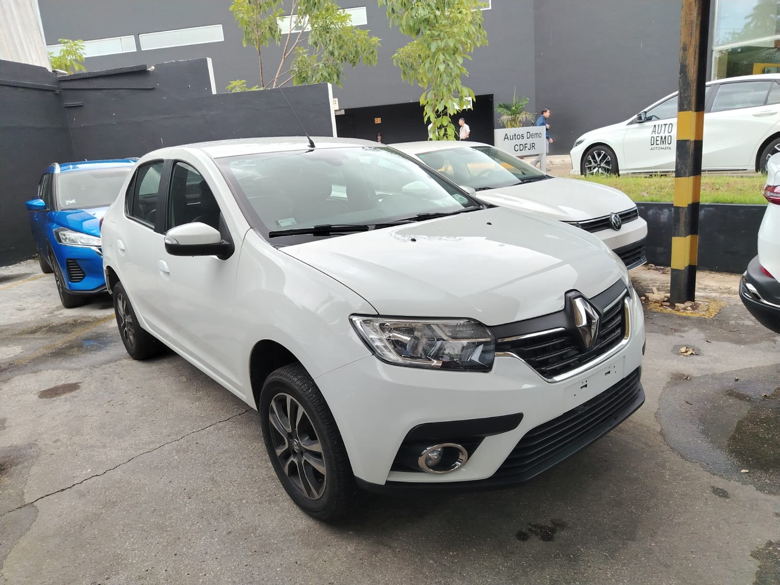 2024 Renault Logan