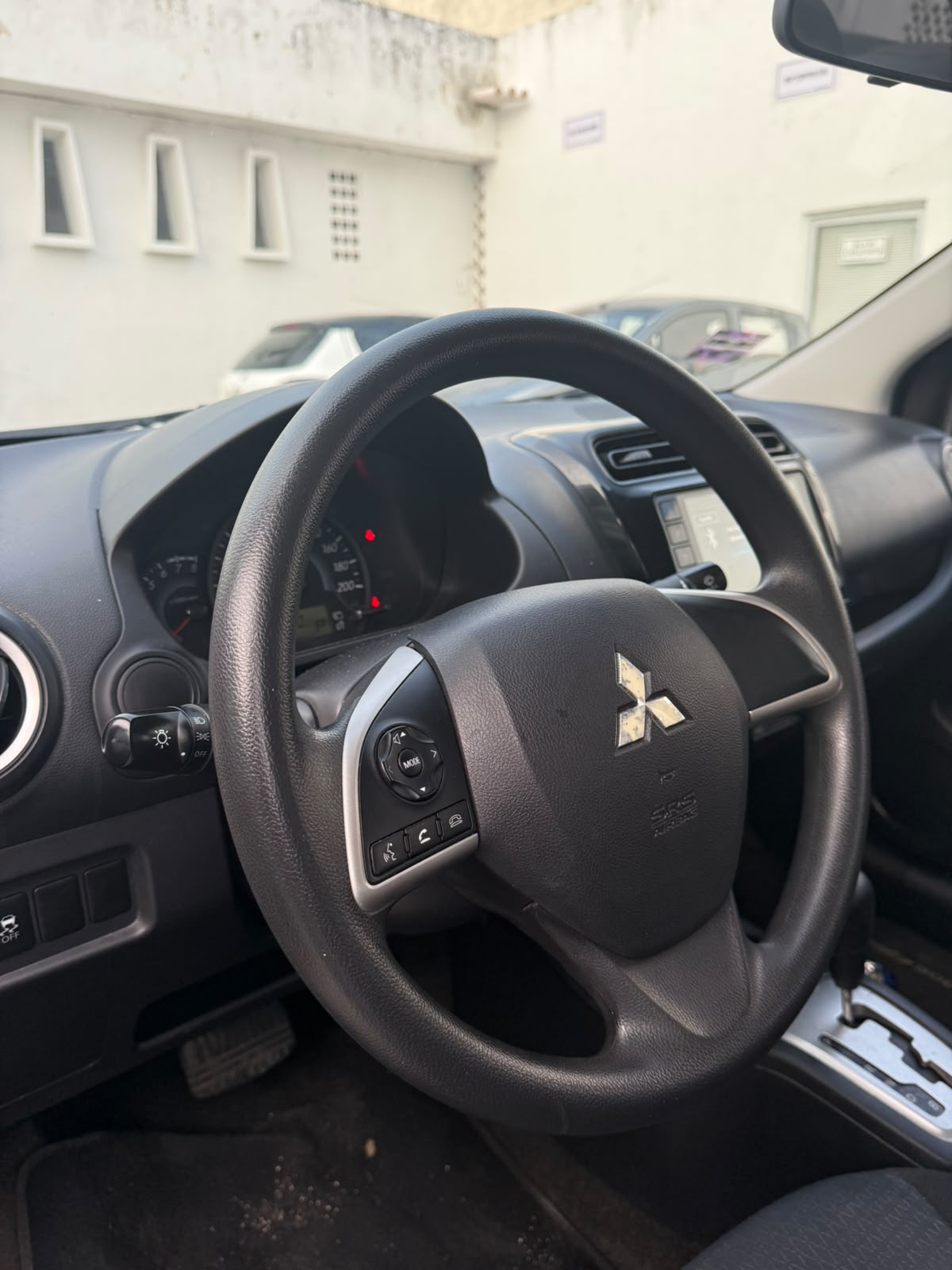 2024 MITSUBISHI Mirage 4 pts. G4 GLX, TM5, a/ac., VE del., R-14