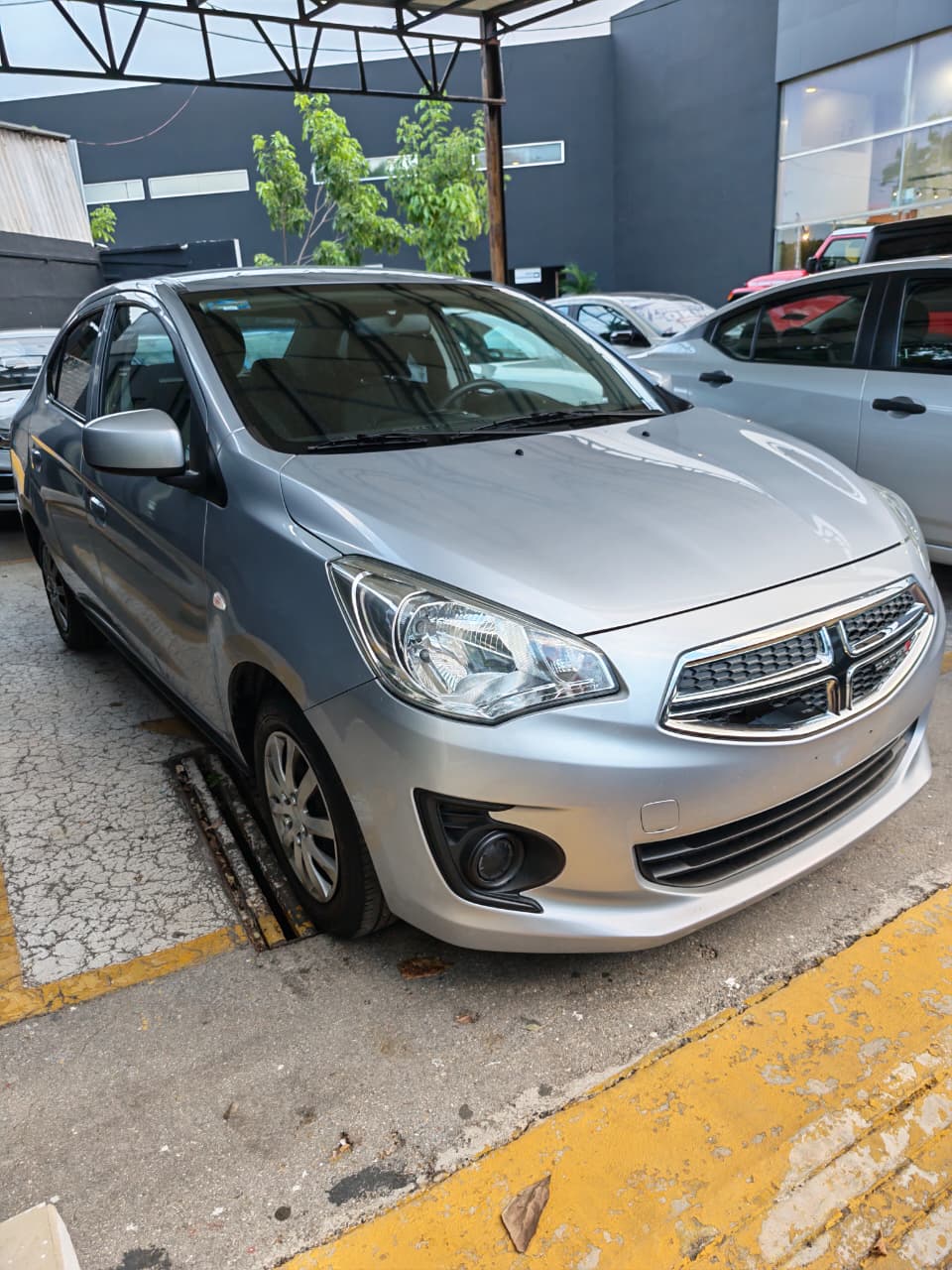 2024 DODGE Attitude 4 pts. SE, 1.2l, TM5, a/ac., VE del., R-14