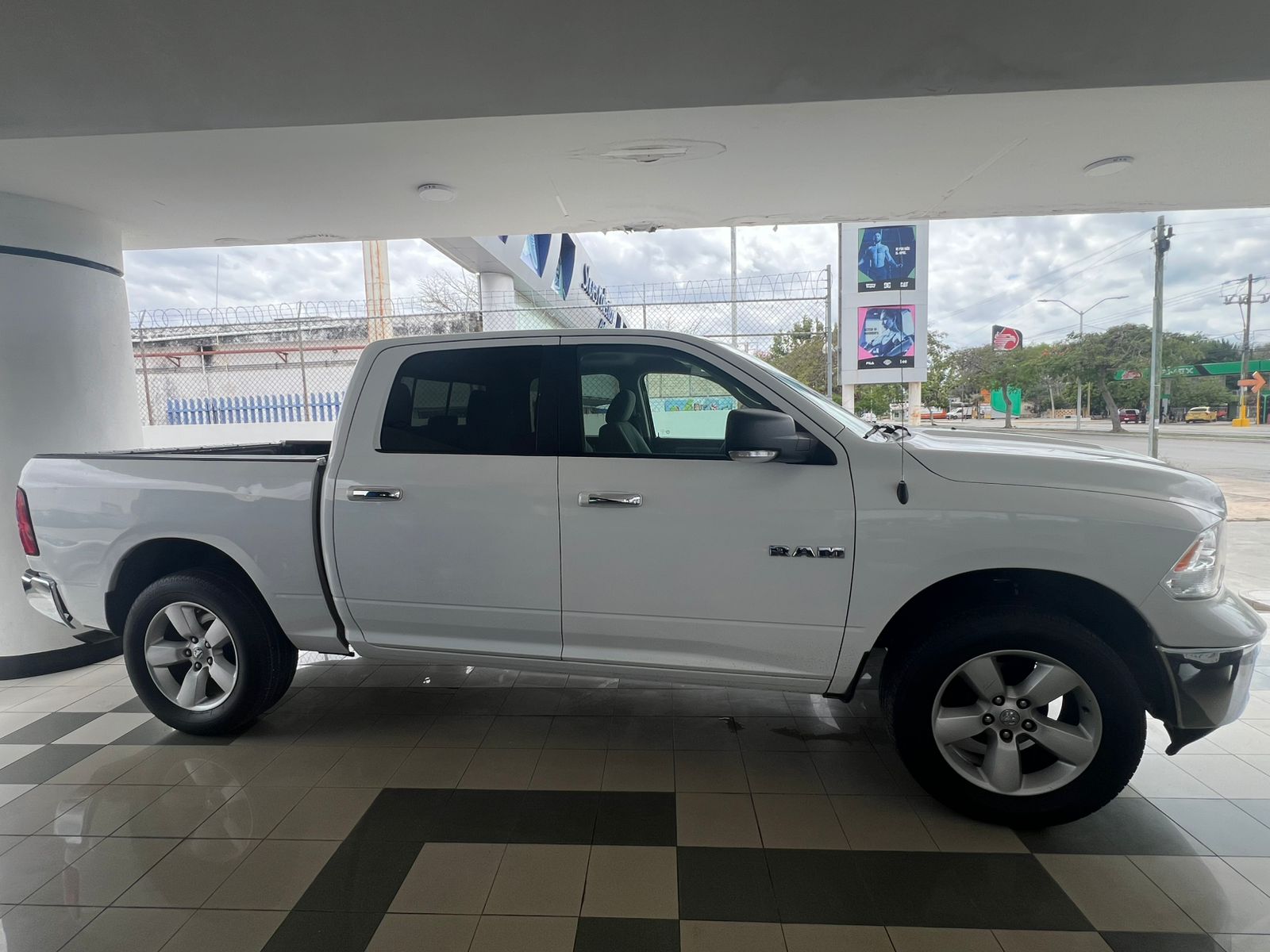 2017 Dodge Comerciales Ram 1500 Pick-Up