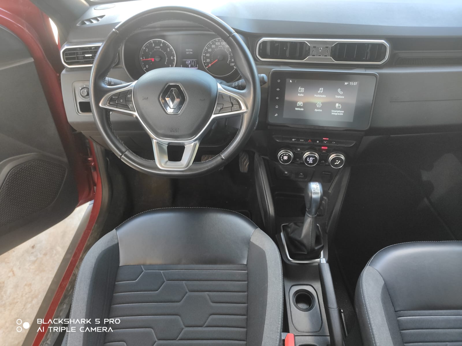 2023 RENAULT Duster 5 pts. Iconic, 1.6l, TM6, a/ac. Aut., VE, f. niebla, RA-16