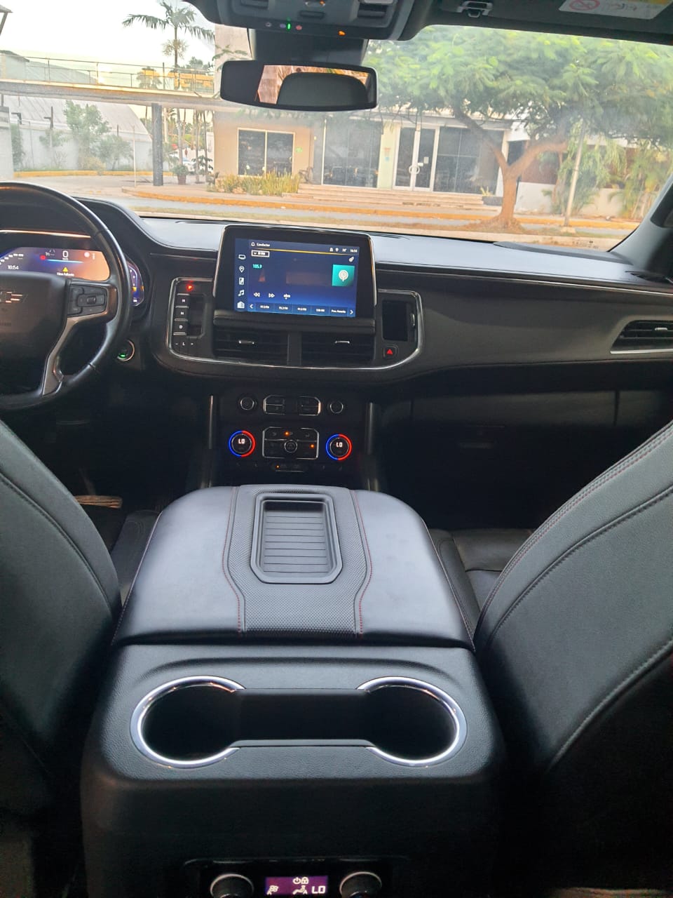 2023 CHEVROLET Suburban 5 pts. RST, 5.3l, TA, piel, QCP, RA-22, 4x4