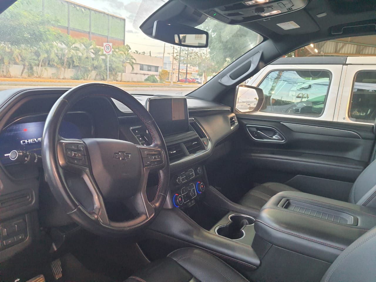 2023 CHEVROLET Suburban 5 pts. RST, 5.3l, TA, piel, QCP, RA-22, 4x4