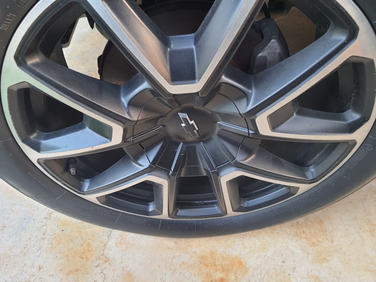 2023 CHEVROLET Suburban 5 pts. RST, 5.3l, TA, piel, QCP, RA-22, 4x4