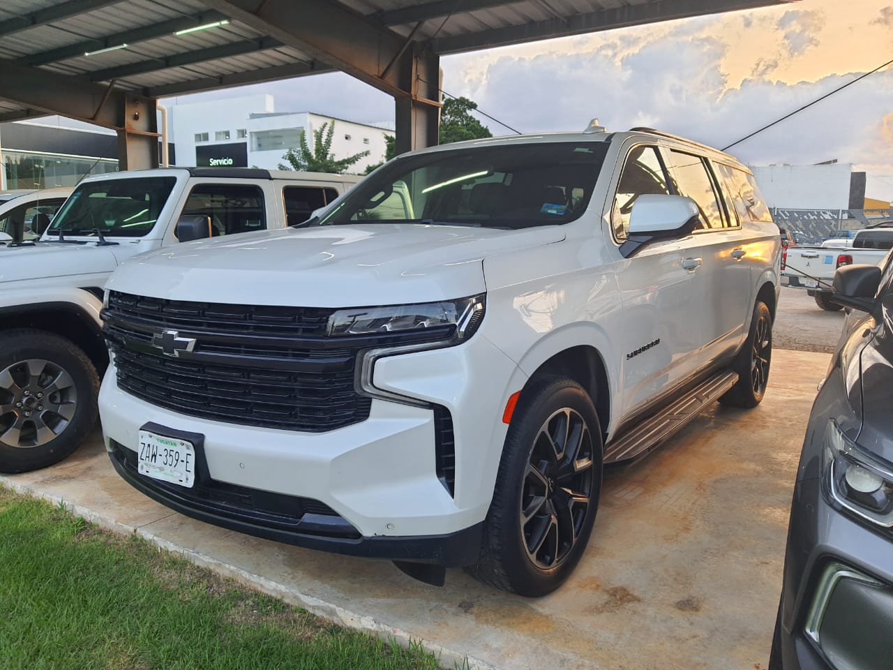 2023 CHEVROLET Suburban 5 pts. RST, 5.3l, TA, piel, QCP, RA-22, 4x4