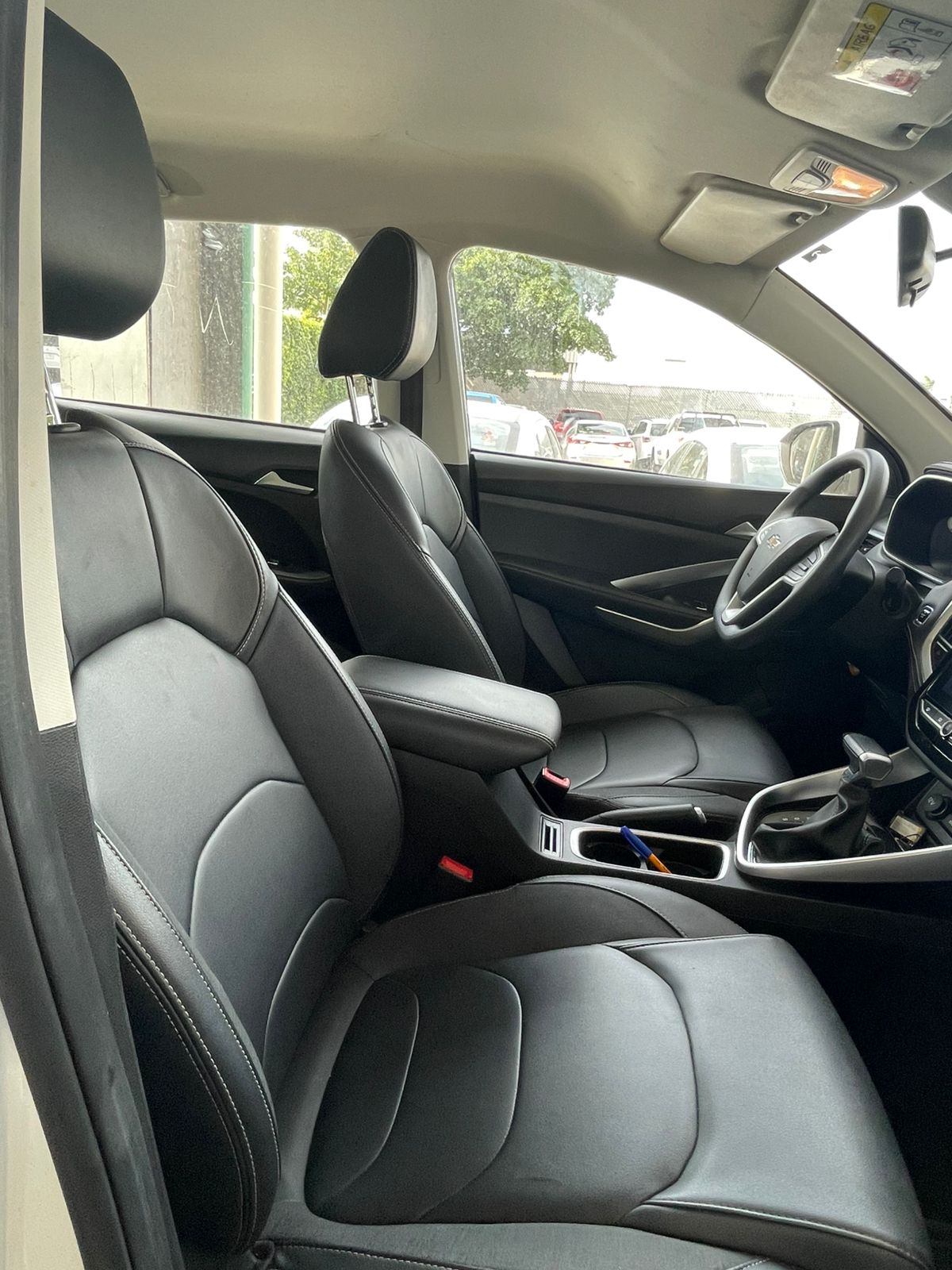 2024 CHEVROLET Captiva 5 pts. LT, 1.5T, TA, a/ac., 5 pas., RA-18