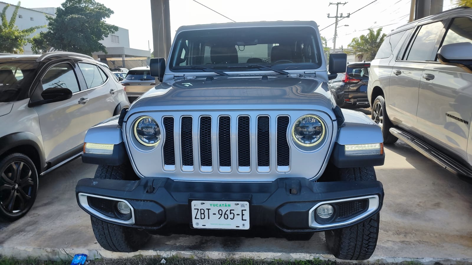 2023 JEEP Wrangler 4x4 4 pts. Unlimited Sahara, MHEV, 3.6l, TA, piel, f. led, RA-18