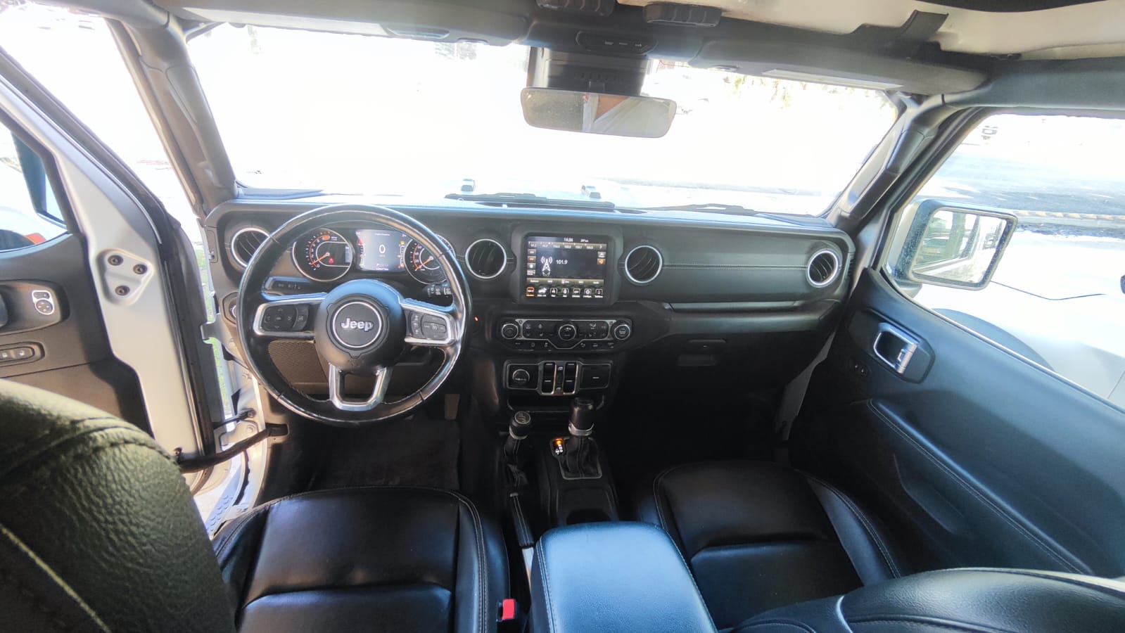 2023 JEEP Wrangler 4x4 4 pts. Unlimited Sahara, MHEV, 3.6l, TA, piel, f. led, RA-18
