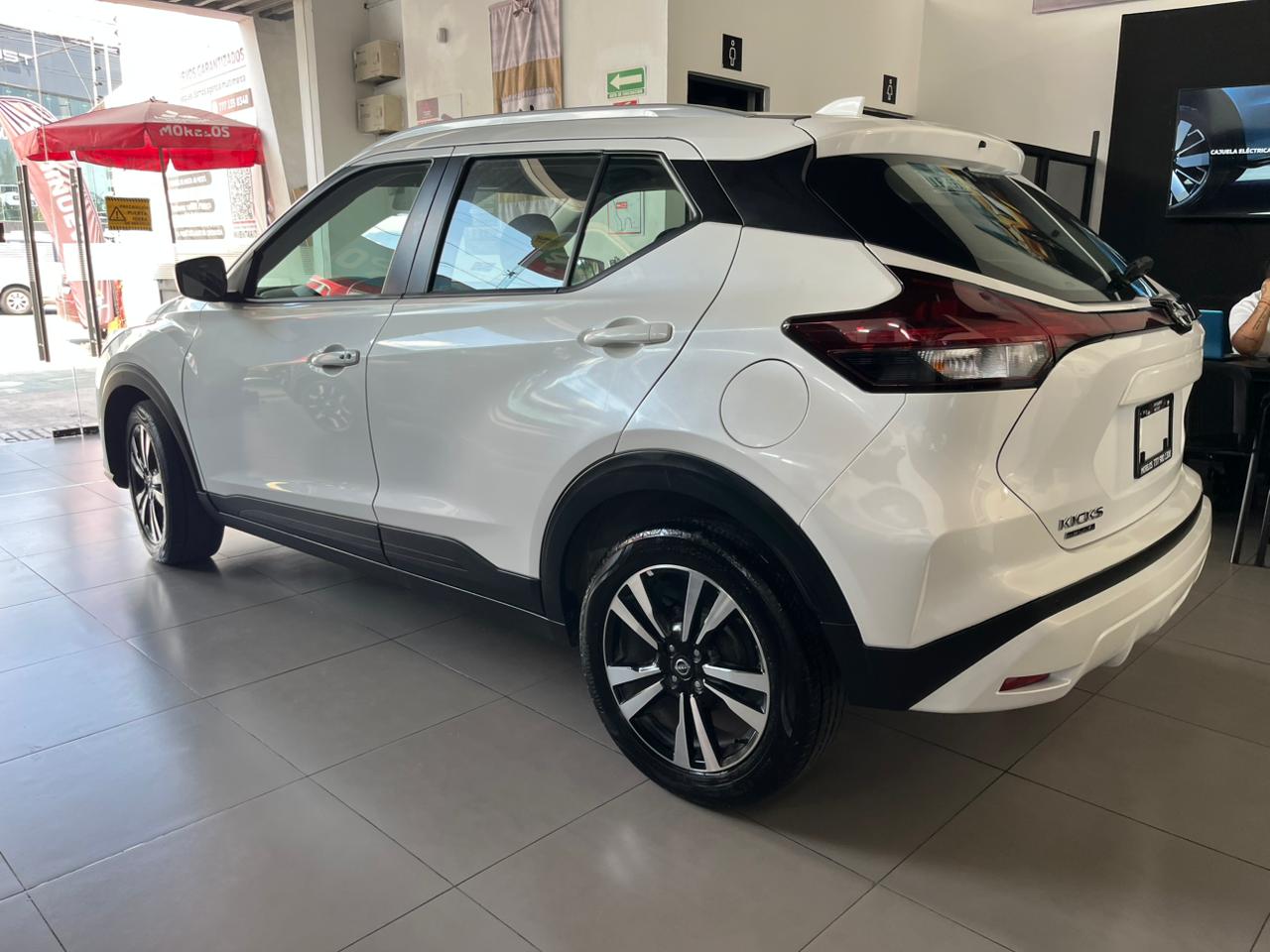 2024 NISSAN Kicks 5 pts. Advance, 1.6l, TM5, a/ac., VE, RA-16
