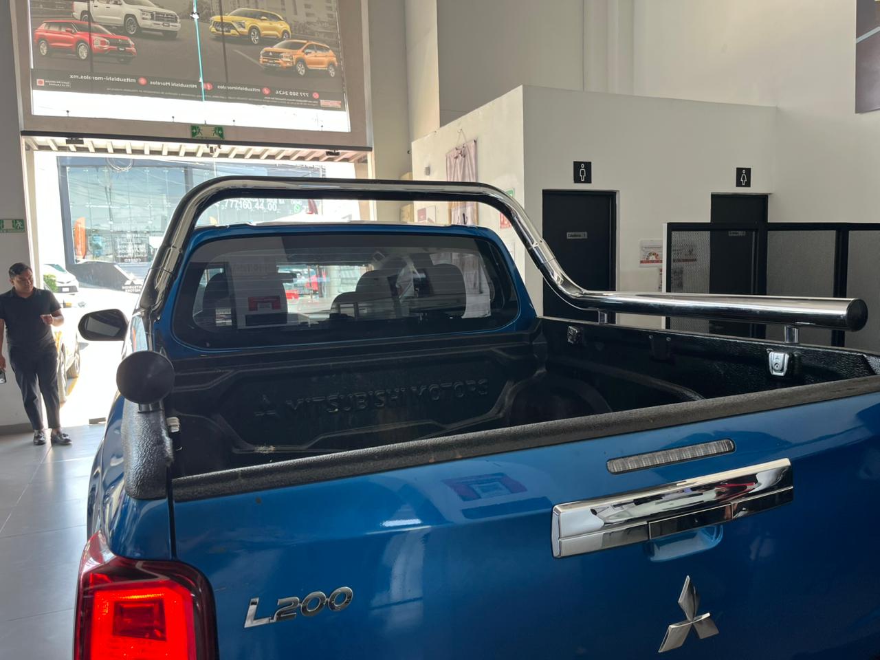 2024 MITSUBISHI COMERCIALES L200 Pick-Up 4 pts. GLX, Doble Cab., 2.4l, TM5