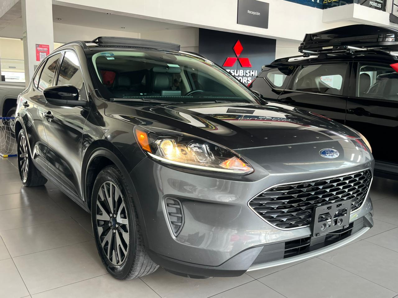2020 FORD Escape 5 pts. SE Sport, HEV, 2.5l, TA, RA-16