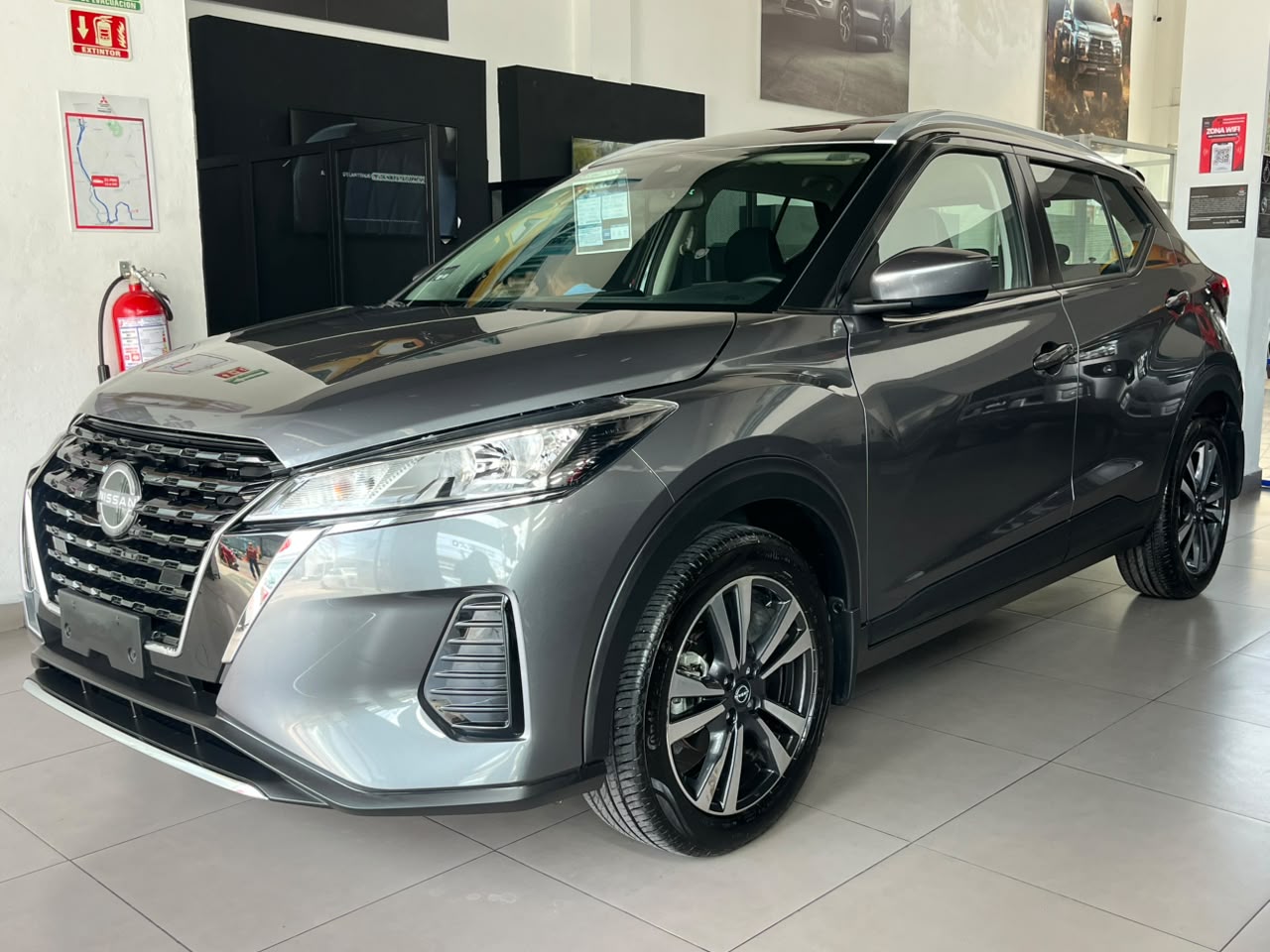 2025 Nissan Kicks