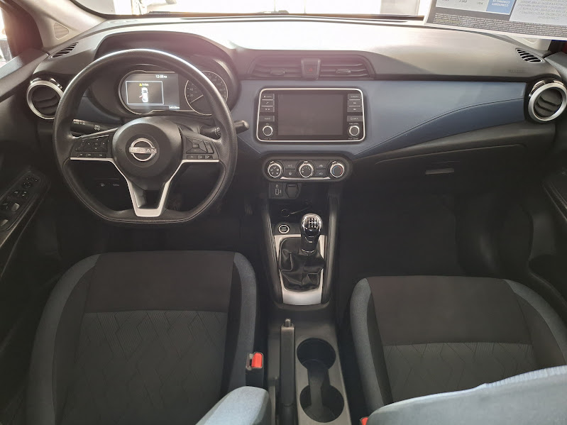 2023 NISSAN Versa 4 pts. Advance, TM5, a/ac., f. niebla, RA-16