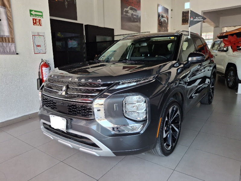 2025 Mitsubishi Outlander VUD