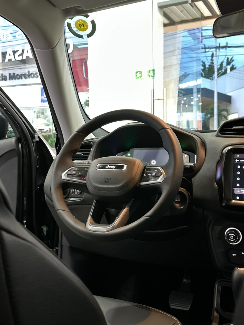 2026 JEEP Renegade 5 pts. Latitude, 1.3T, TA, a/ac. Aut., piel, RA-18