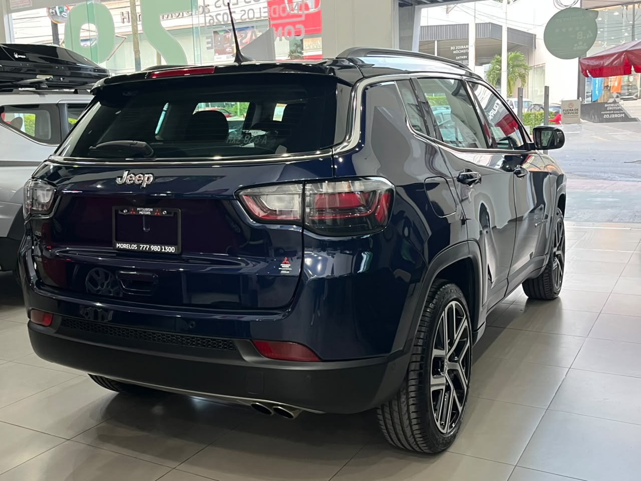 2025 JEEP Compass 5 pts. Limited Premium, 1.3T, TA, a/ac. Aut., piel, cambios al volante, RA-18