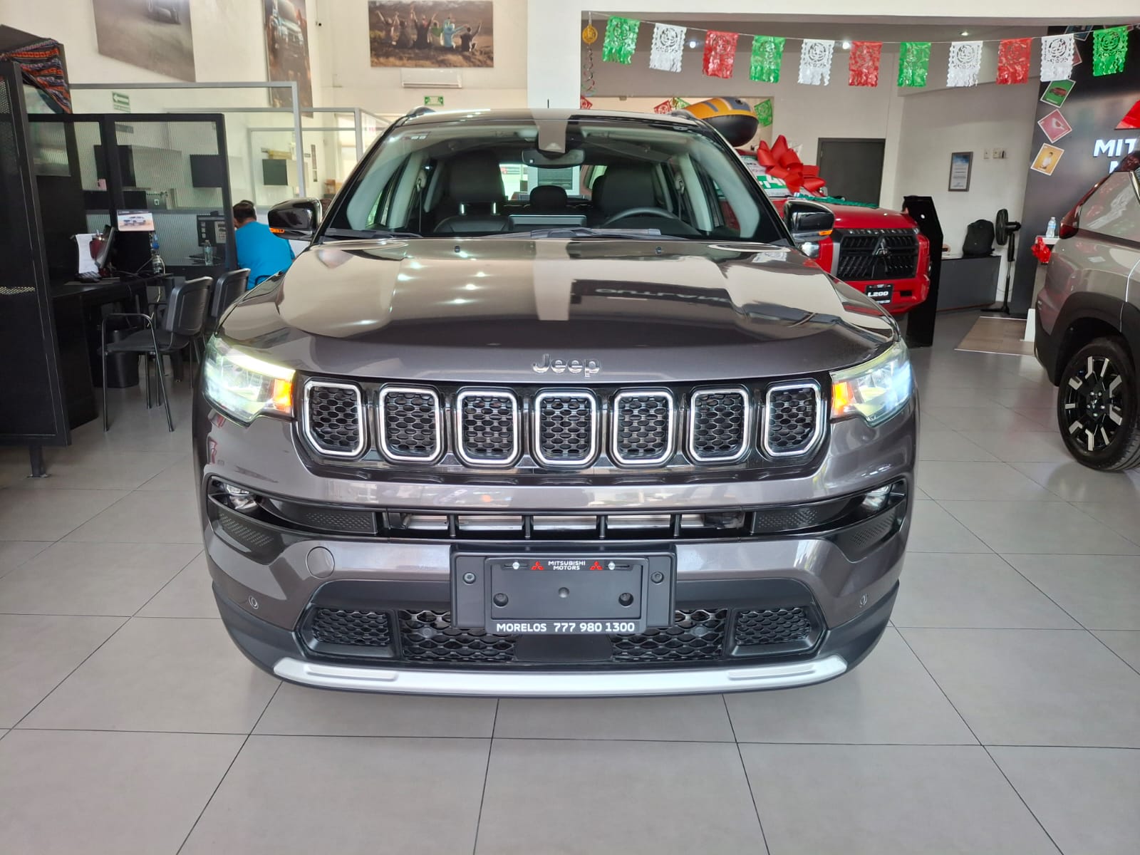 2024 JEEP Compass 5 pts. Limited Premium, 1.3T, TA, a/ac. Aut., piel, cambios al volante, RA-18