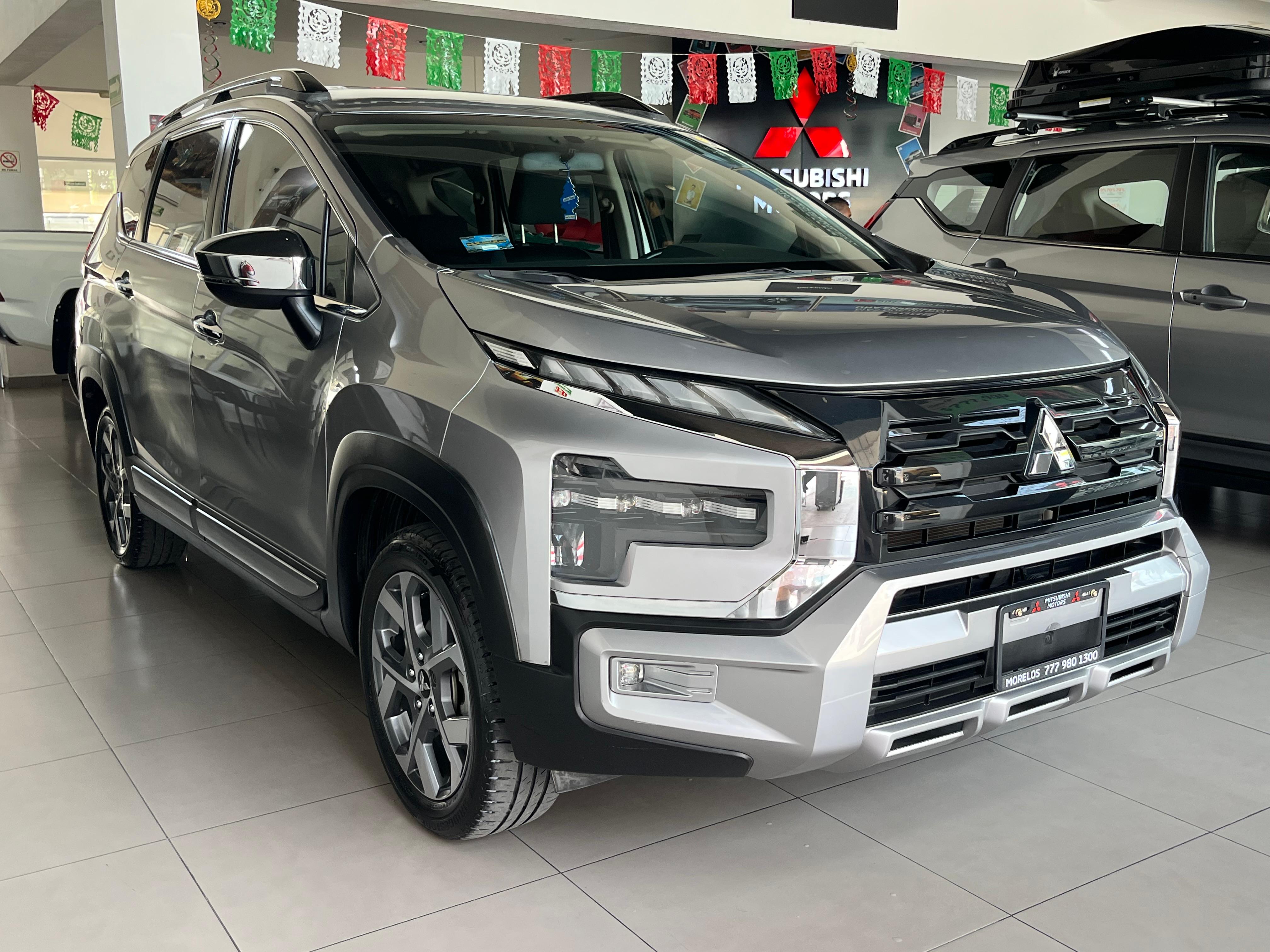 2024 MITSUBISHI Xpander 5 pts. Cross, 1.5l, TA, f. led, 7 pas., RA-17