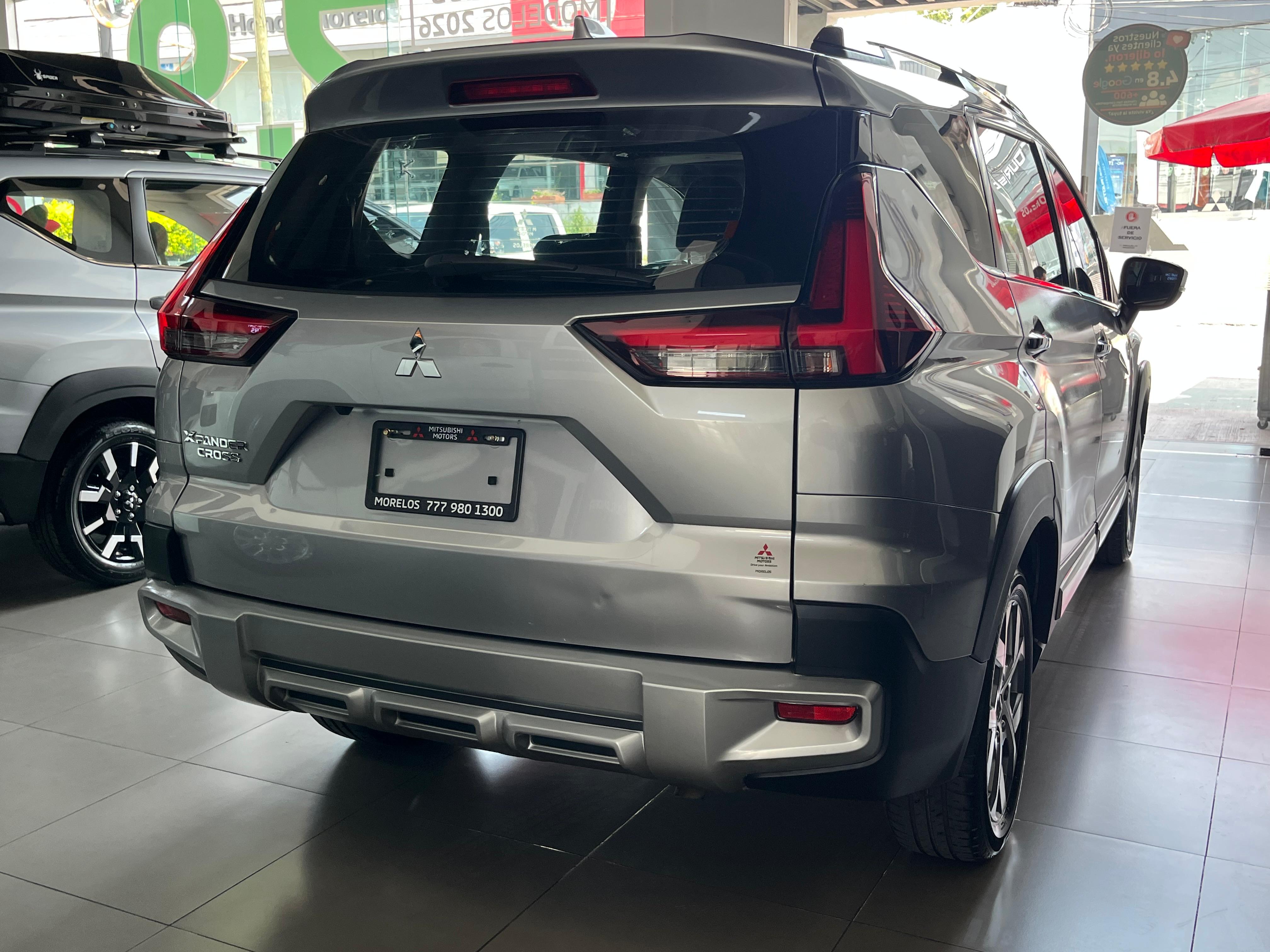 2024 MITSUBISHI Xpander 5 pts. Cross, 1.5l, TA, f. led, 7 pas., RA-17