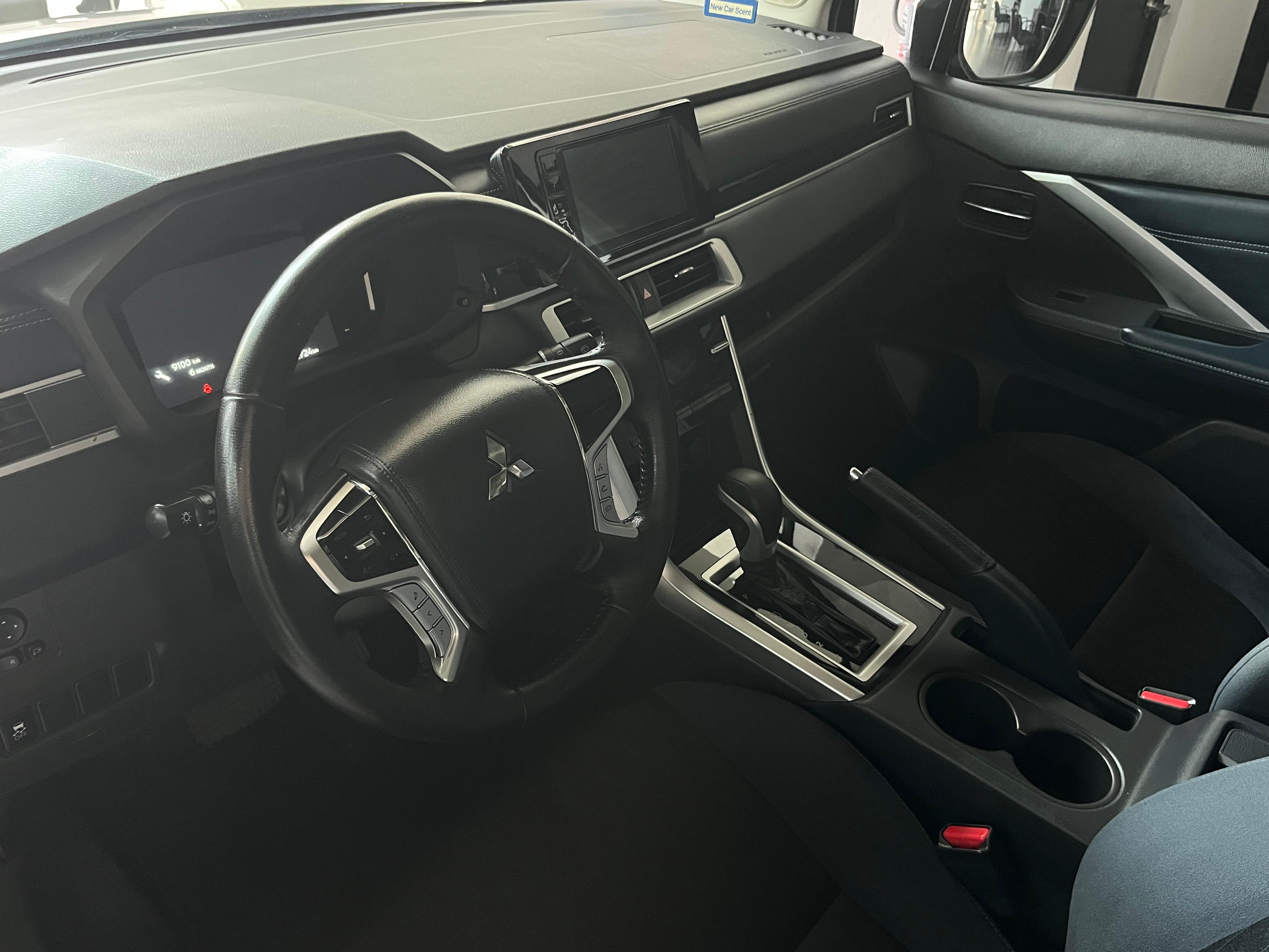 2024 MITSUBISHI Xpander 5 pts. Cross, 1.5l, TA, f. led, 7 pas., RA-17